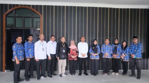 Wali Kota Tanjungbalai Terima Audiensi Tim Monev KLH, Bahas Strategi Pengelolaan Sampah Berkelanjutan