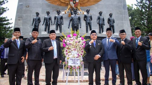 Wali Kota Wesly Hadiri Upacara Peringatan Hari Kesaktian Pancasila di Tugu Letda Sudjono Bandar Betsy