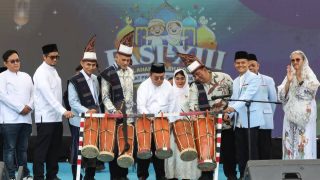 Wali Kota Wesly Pukul Gonrang Tanda Dibukanya FASI XIII Tingkat Provinsi Sumut