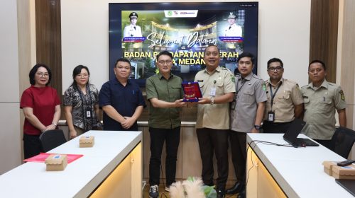 Bapenda Kota Medan Terima Kunjungan Studi Komparasi Bapenda Kota Manado Terkait Implementasi QRESTO