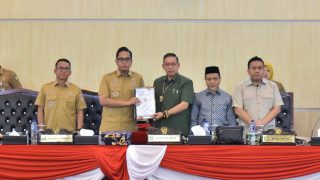 Rico Waas Tegaskan Rekomendasi DPRD Jadi Momentum Perkuat PAD dan Tertibkan Aset Daerah, Minta Sekda dan OPD Tindaklanjuti dengan Serius