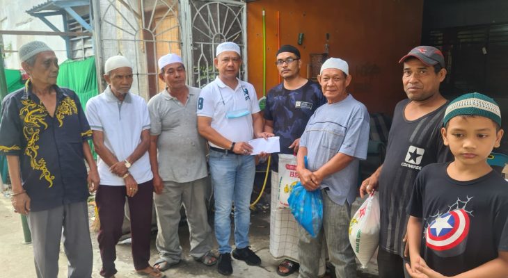 Ketua Pewarta Beri Santunan Duka Kepada Warga AR. Hakim yang Meninggal Dunia