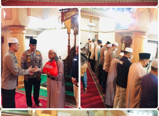 Salat Subuh di Masjid Nurul Muslimin, Wakapolda Sumut : Jadi Umat Muslim harus Pintar