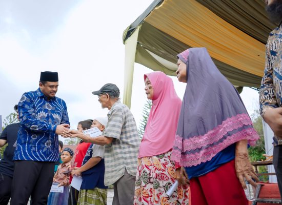 Walikota Medan Serahkan Bantuan Bagi Kaum Dhuafa & Ajak Masyarakat Terus Berzakat