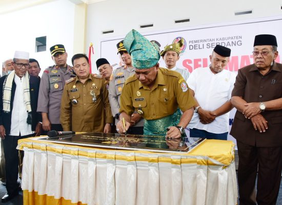 Peresmian Kantor Camat Hamparan Perak yang Baru  Bupati: Untuk Tingkatkan Pelayanan pada Masyarakat