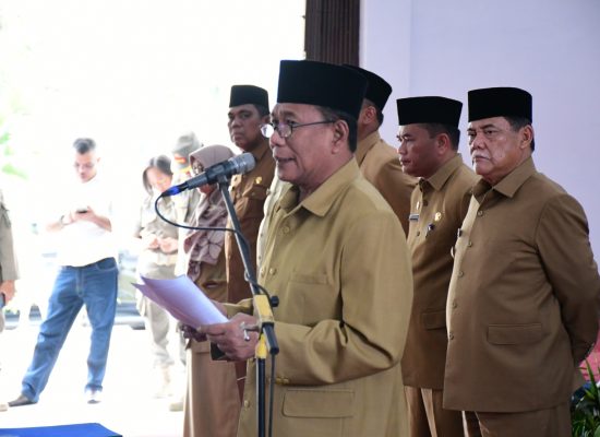 Bupati Lantik 326 Penilik, Pengawas dan Kepala Sekolah