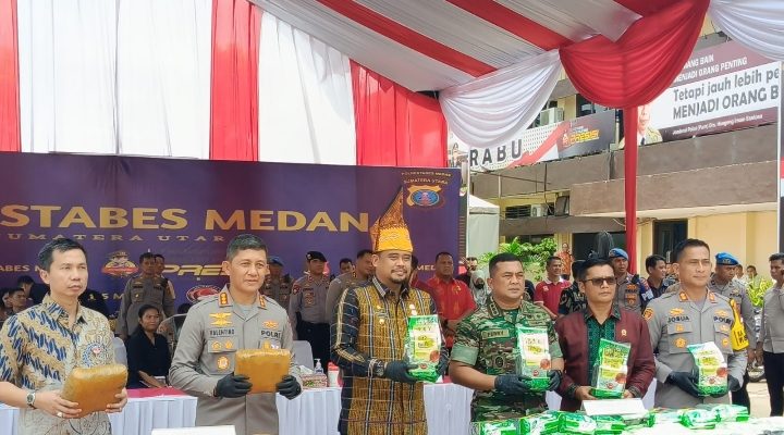 Polrestabes Medan Ringkus 2 Orang Kurir & Gagalkan Peredaran 68 Kg Sabu