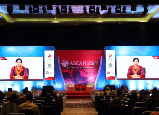 OJK Dorong Penguatan Ekonomi ASEAN Melalui Edukasi dan Inklusi Keuangan Digital Ke UMKM