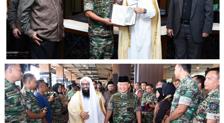Al Qur’an Dan Kurma Dari Raja Arab Saudi Untuk Warga Mabesad