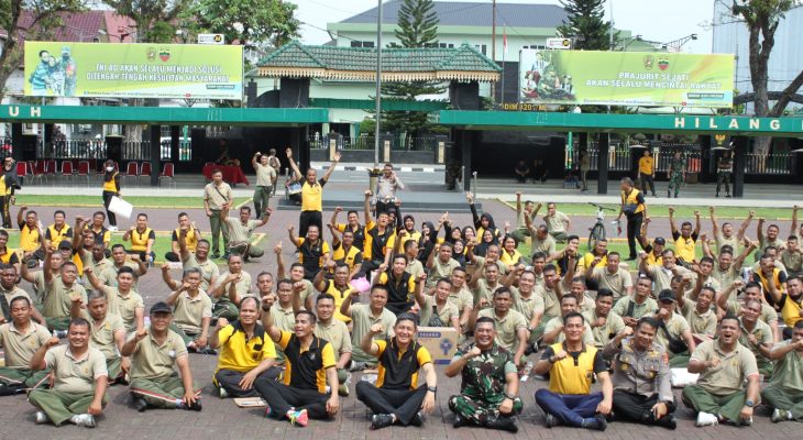 Sinergitas TNI-Polri, Kapolrestabes Medan Gelar Senam Bersama