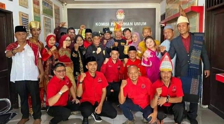 PDI-P, Parpol pertama yang daftar ke KPU Binjai