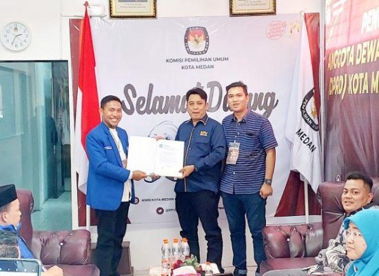 Daftar ke KPU Medan, 50 Bacaleg Partai PAN Masih Menggunakan Nomor Urut Berdasarkan Abjad