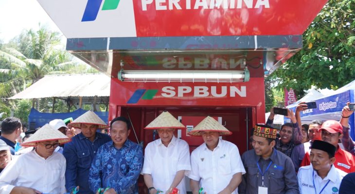 Menteri Koperasi & UKM Bersama Pertamina Meresmikan Lembaga Penyalur SPBUN di Aceh Besar