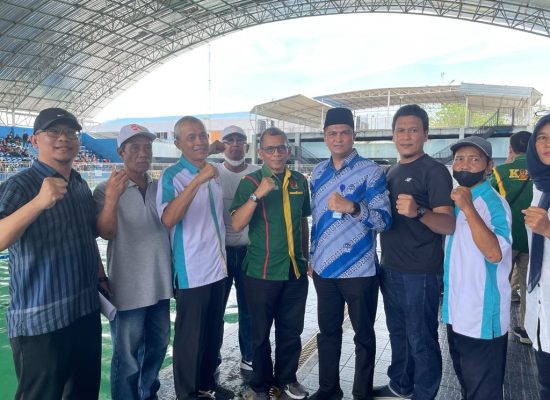 Dirut Perumda Tirtanadi Memberi Dukungan Kepada Tim Tirtanadi Swimming