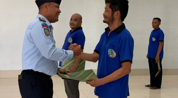 Lapas Binjai Kanwil Kumham Sumut Berikan Remisi Waisak Warga Binaan Budha