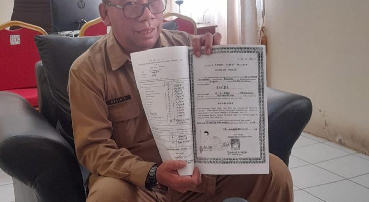 Dicurigai Palsukan Nomor Induk Pegawai Kepala Sekolah SMAN 7 Binjai, Khaidir terlihat Gugup.