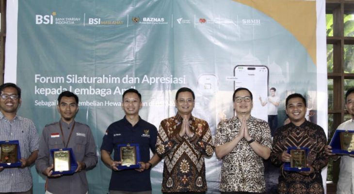 Perkuat Ekosistem Halal, BSI Gandeng 18 Lembaga Zakat Nasional