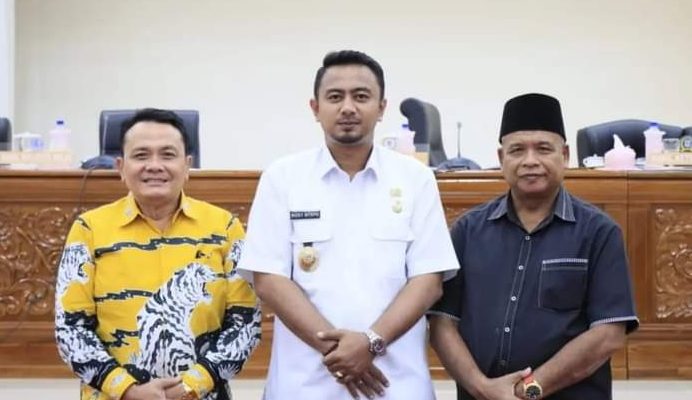 Wakil Walikota sampaikan Pertanggung Jawaban APBD dalam Paripurna