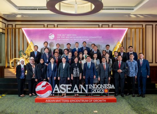 Atas Kontribusinya Akselerasi Digitalisasi di Masyarakat, QRISH Raih Penghargaan International