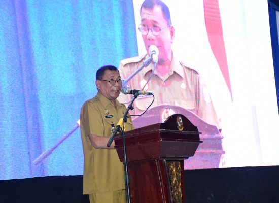 Bupati Serahkan 1.000 SK Kenaikan Pangkat, Tepat Gaji, dan Pensiun PNS Pemkab Deli Serdang