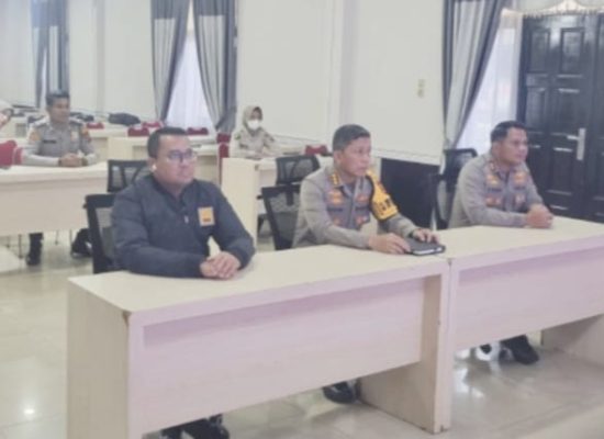 Kapolrestabes Medan Hadiri Zoom Meeting lndeks Pembangunan Kesehatan Polri