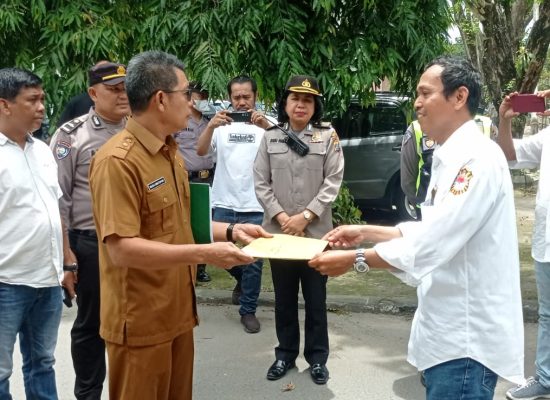 Kasi Humas Restabes Medan Kawal Unras DPC LSM Pakar