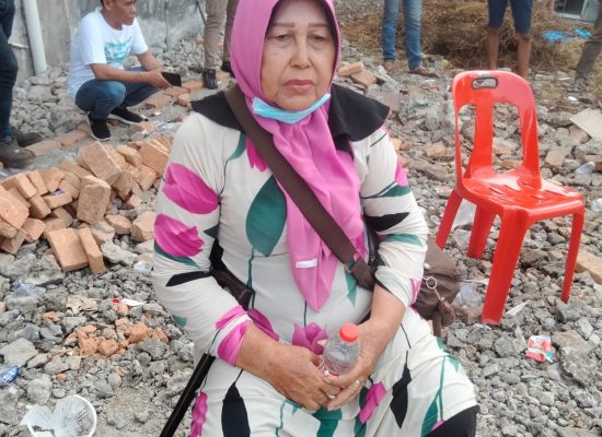 Pagar rumah dirobohkan di Jalan Amplas, Hadijah Desak Polrestabes Medan Tangkap Oknum Mafia Tanah