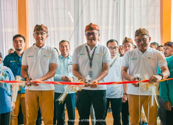 BSI Maslahat dan BSI Lakukan Launching Desa BSI Klaster Pertanian Padi Desa Purwabakti Pamijahan Bogor