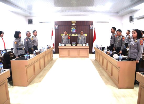 Kapolrestabes Medan Hadiri Zoom Meeting Mantap Brata Toba 2023-2024