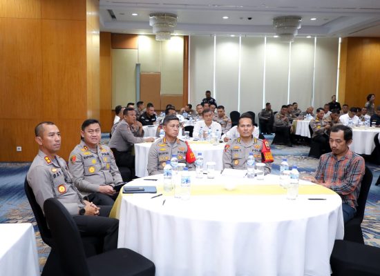 Kapolrestabes Medan Ikuti Lokakarya Kompolnas di Cambridge Hotel  Medan