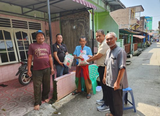 Jumat Barokah, Ketua Pewarta Jenguk Sahabat Kecil Sakit
