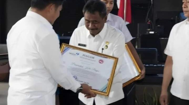 Dinilai Berkomitmen Dan Serius Turunkan Stunting, Walikota Binjai Terima Penghargaan
