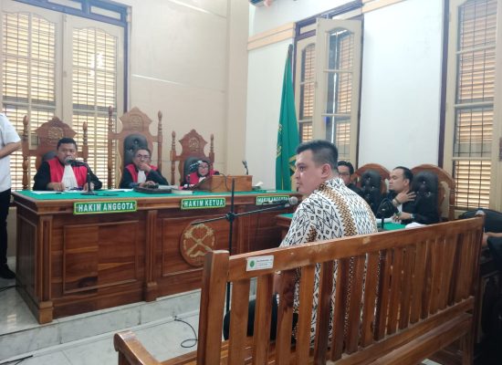 2 Kali Mangkir Panggilan Eksekusi Penahanan, Oknum Advokat Terpidana Penipuan Terancam Dijemput Paksa Kejaksaan
