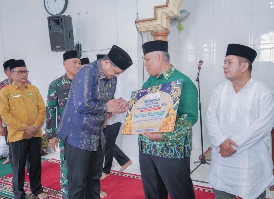 Bantu Masyarakat, Bobby Nasution Ingin Seluruh Masjid Jalankan Program Masjid Mandiri
