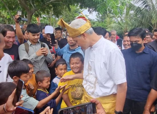 Sambut Hari Pahlawan, Ganjar Pranowo Kunjungi Relawan Di Deli Serdang : Tetap Santun, Kita Jangan Ikut-ikut Terprovokasi