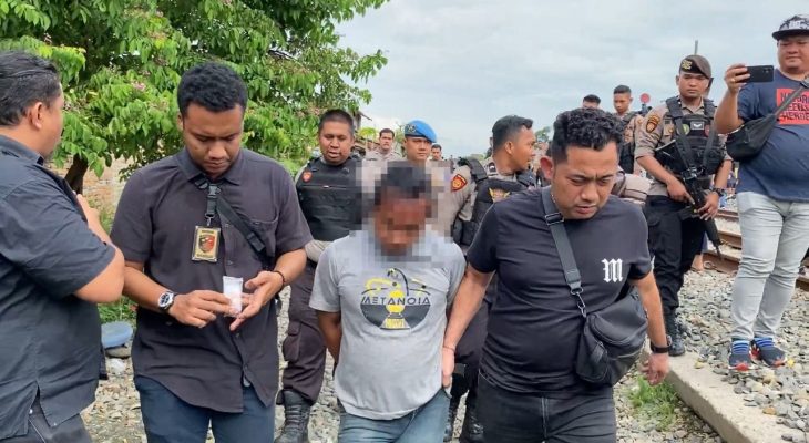 Gerebek Bantaran Rel KA Tembung Polisi Tangkap 3 Pengedar Narkoba, 1 Diantaranya IRT
