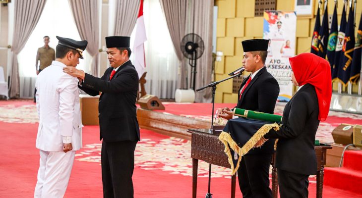Pj Gubsu Lantik Pj Bupati Paluta