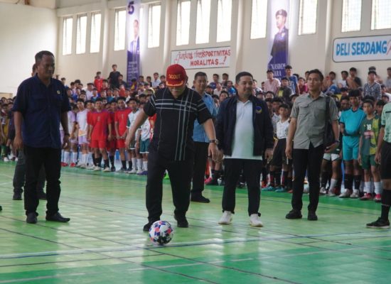 Bupati Buka Gebyar Futsal Umum dan Pelajar Sumatera Utara 2023