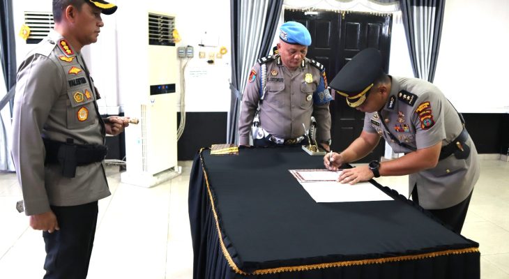 Kapolrestabes Medan Pimpin Penyerahan Jabatan Waka Polrestabes