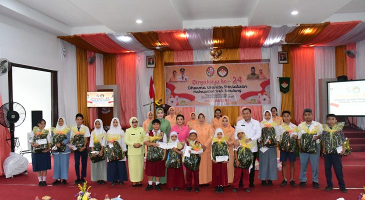 HUT ke-24 Dharma Wanita Persatuan, di Belakang Suami Hebat Ada Istri Luar Biasa