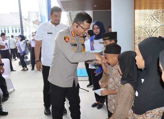 Kolaborasi Medan Berkah, Kombes Teddy Jhon Sahala Marbun Ikuti Launching Gedung CC Room ITS