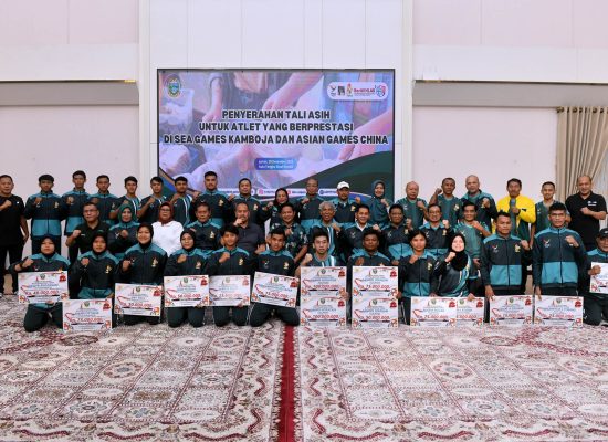 Pemprov Sumut Serahkan Tali Asih kepada Atlet Berprestasi Asian Games dan Sea Games