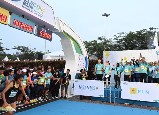 PLN Electric Run 2023 Berhasil Kurangi Emisi 11.880 Kg CO2