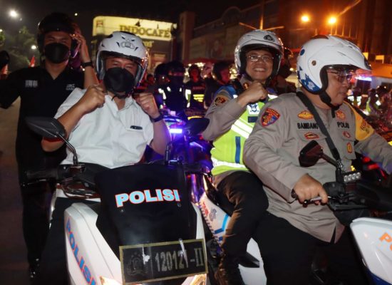 Amankan Malam Tahun Baru, Kapolrestabes Medan Ikut Patroli Bersama Forkopimda Sumut