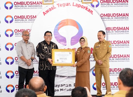 dr Susanti Terima Hasil Penilaian Pelayanan Publik dari Ombudsman RI, Pematangsiantar Zona Hijau