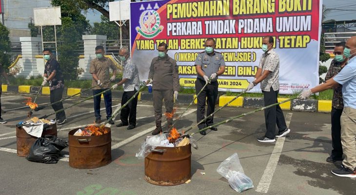 Bersama Kejari Binjai, Kalapas Binjai Hadiri Pemusnahan Barang Bukti