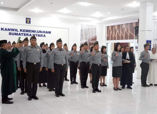 Kalapas Binjai Hadiri Pengangkatan & Pengambilan Sumpah/Janji PNS