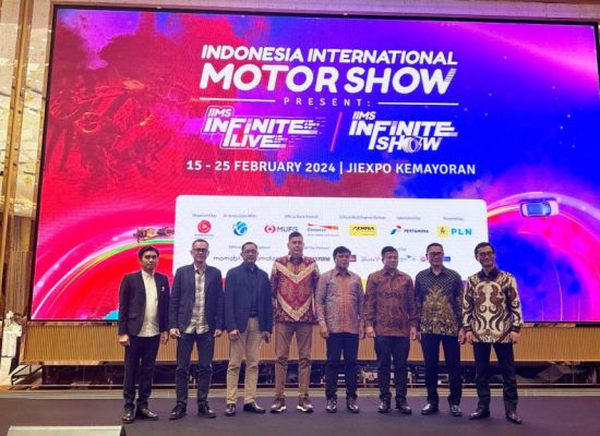 Sinergi Danamon Bersama Adira Finance dan MUFG Tawarkan Solusi Finansial dari Hulu ke Hilir dalam IIMS 2024