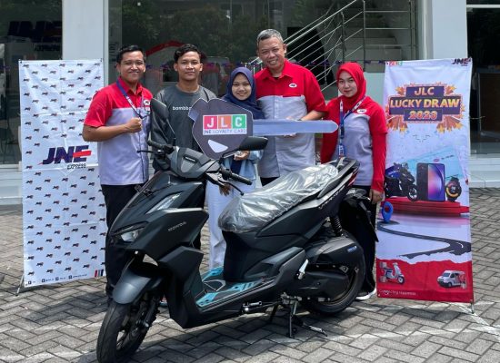 Member JLC Asal Pasuruan Menangkan Hadiah Utama JLC Lucky Draw 2023