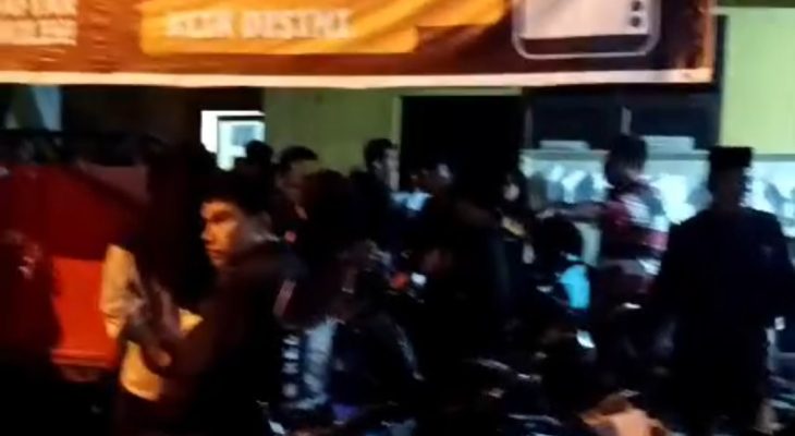 Terkait Pengambilan Honor, Ketua PPS Undang Ratusan Pengurus KPPS Kumpul di Kantor Lurah Sei Mati